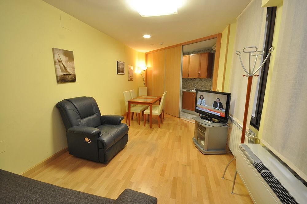 סלאמנקה Apartamentos Toro 33 מראה חיצוני תמונה