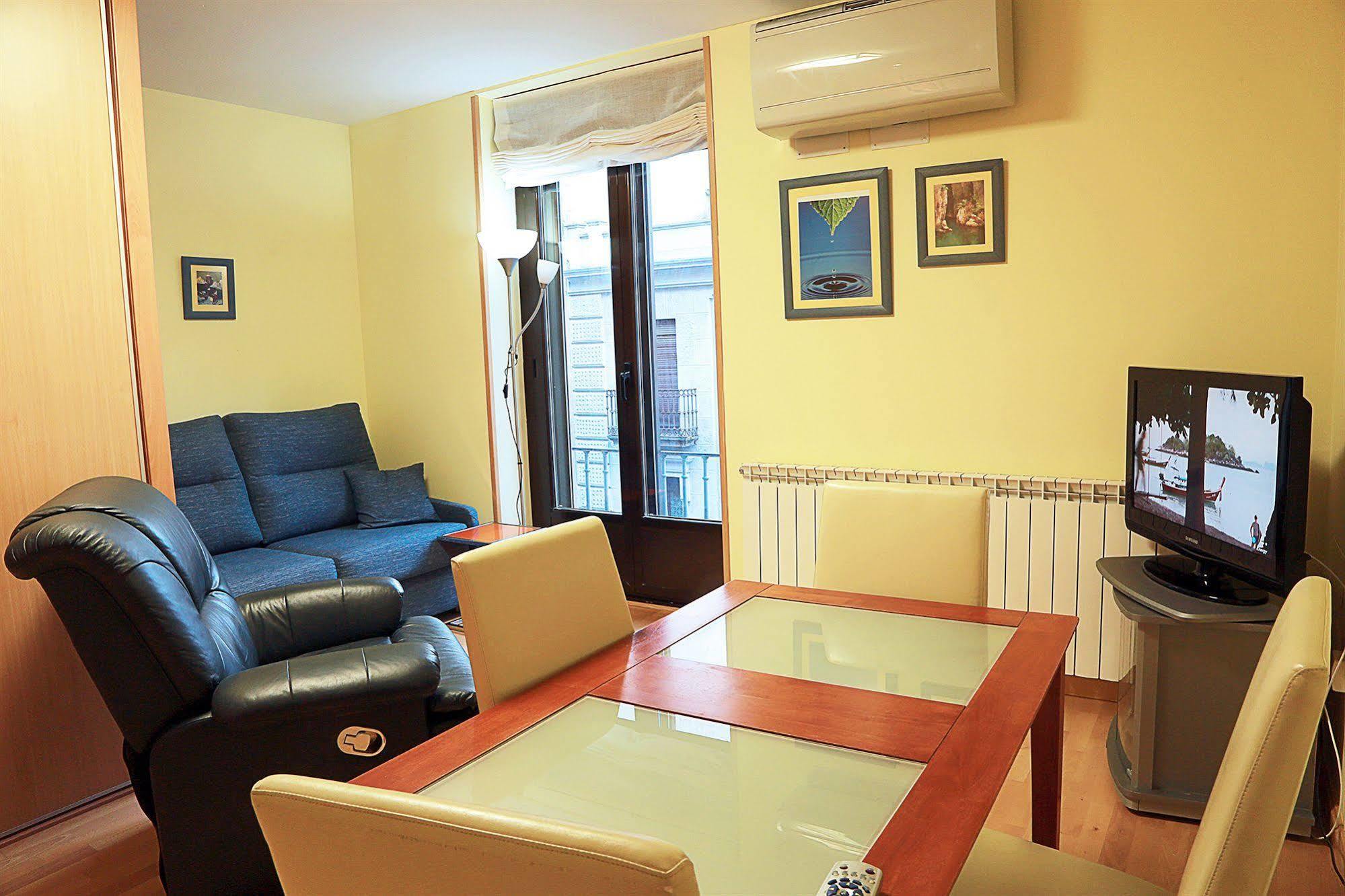סלאמנקה Apartamentos Toro 33 מראה חיצוני תמונה