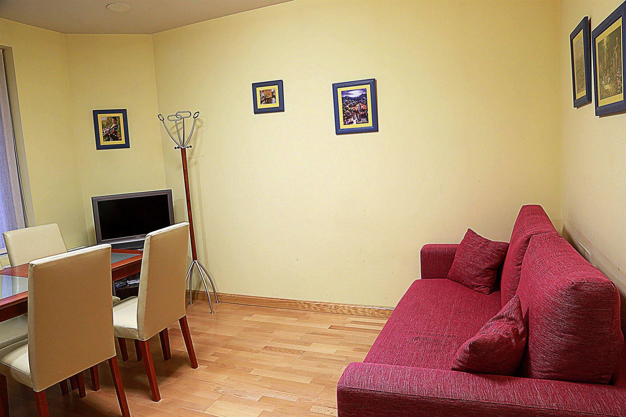 סלאמנקה Apartamentos Toro 33 מראה חיצוני תמונה